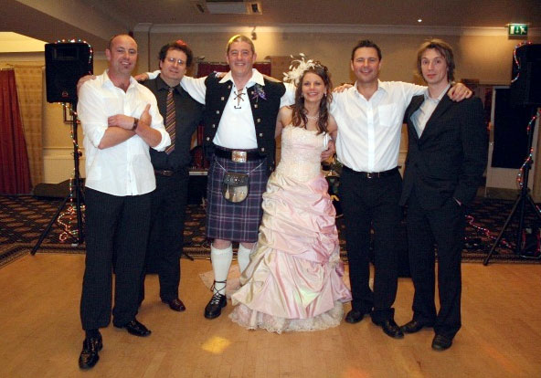  roll for your Scottish wedding party rather than the more traditional 