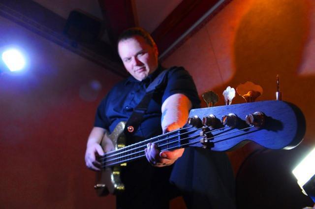 Derek Grant - Bass Player, Big Tuna